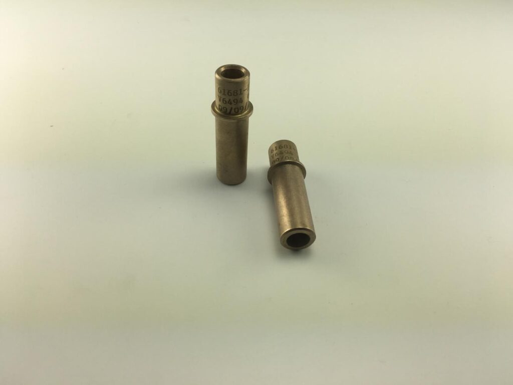 61681-P20 GUIA DE VÁLVULA DE ADMISSÃO